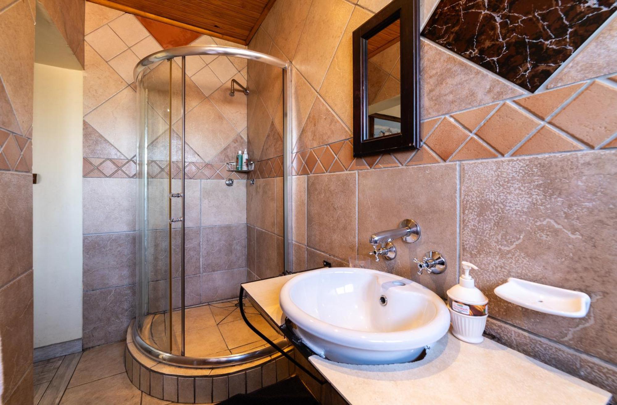 Thatch Haven Guesthouse Centurion Kültér fotó