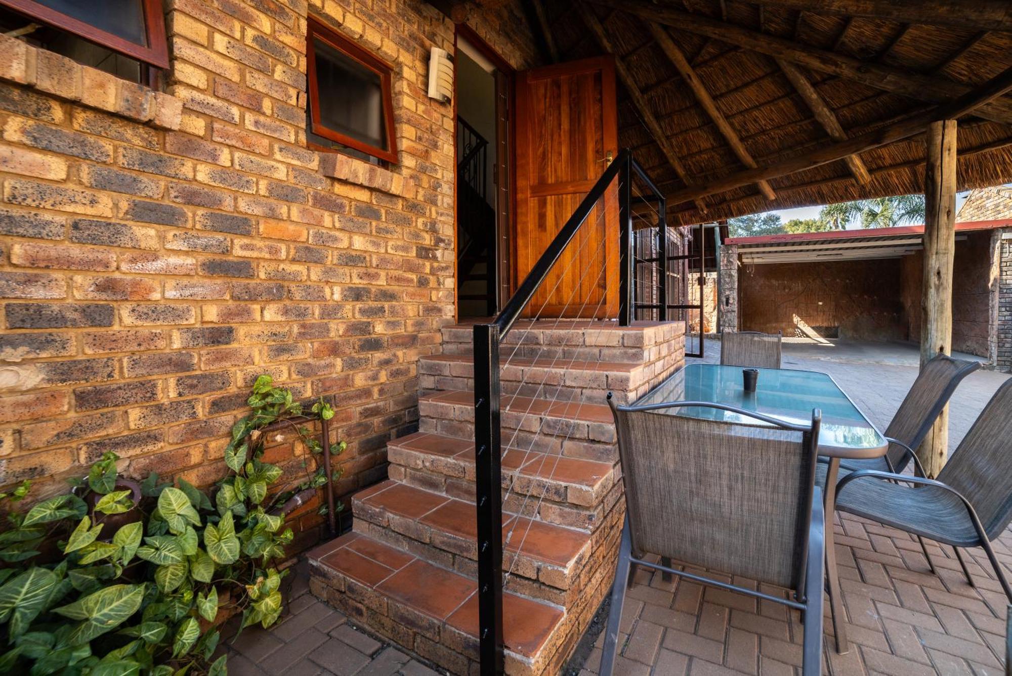Thatch Haven Guesthouse Centurion Kültér fotó