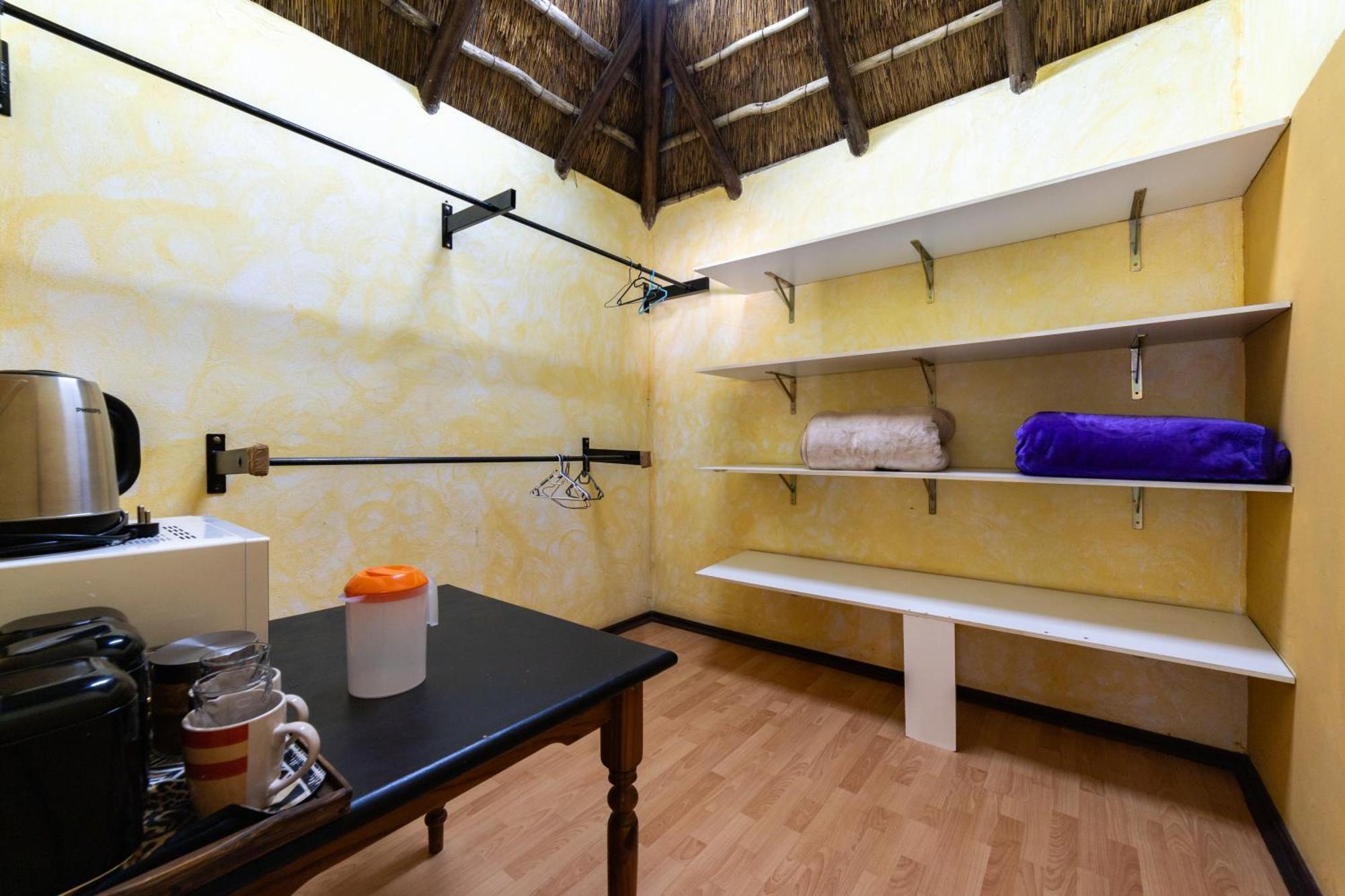 Thatch Haven Guesthouse Centurion Kültér fotó