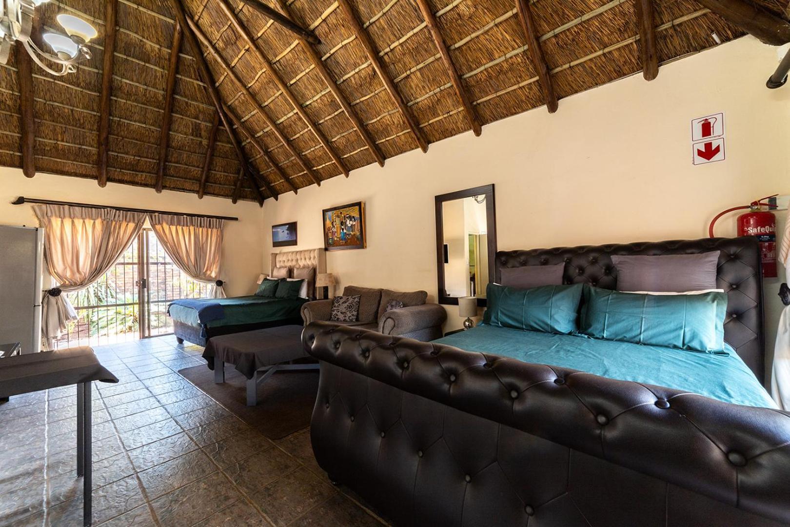 Thatch Haven Guesthouse Centurion Kültér fotó